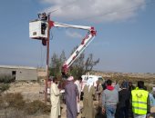 توفير 8000 متر أسلاك لإصلاح شبكات الكهرباء.. وسيارات نقل مياه لقرى الشيخ زويد