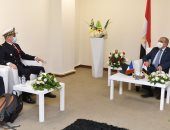 وزير الإنتاج الحربى يلتقى ممثل هيئة التسليح الفرنسى خلال معرض إيديكس 2021