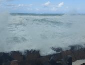 تفاصيل إغلاق بوغازى الإسكندرية والدخيلة أمام حركة الملاحة لسوء الطقس.. فيديو