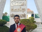 أول رئيس اتحاد طلاب من ذوى الهمم.. أحمد أيقونة جامعة بنى سويف.. لايف