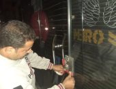 غلق 15 محلا ومقهى مخالف فى حملات مكبرة بأحياء الإسكندرية