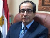 السيرة الذاتية للدكتور ياسر حتاتة رئيس جامعة الفيوم