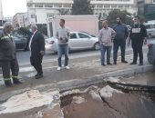 كسر ماسورة مياه "عكرة" بمحور "العروبة - صلاح سالم" ولا تأثير على الخدمة
