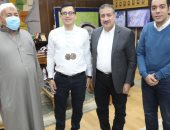 محافظ المنوفية يكرم البطل محمد الكيلانى لفوزه ببرونزية بطولة الاتحاد العربى