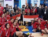 سفير مصر بصربيا يلتقى فريقى البنات والبنين ببطولة العالم لكرة اليد للمدارس