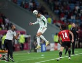 منتخب مصر يتأخر بهدف أمام الجزائر بعد انتهاء الشوط الأول