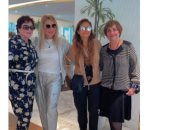 مع حبايبى.. نادية الجندى تعلق على صورتها مع لبلبة ونيللى كريم