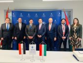 رئيس هيئة الاستثمار يبحث فرص الاستثمار المشترك مع ممثلي الحكومة المجرية