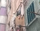 قطع المرافق فى محيط عقار كرموز بعد انفجار أسطوانة بوتاجاز وإخلاء آخر من السكان