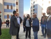 مسئولو "الإسكان" يتفقدون وحدات "سكن لكل المصريين" بمدينة أكتوبر الجديدة