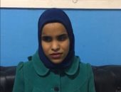 غنت أمام الرئيس السيسى.. "هايدى" فتاة كفيفة بدرجة فنانة من أسيوط أبدعت أمام الرئيس فى حفل "قادرون باختلاف".. وتؤكد: أعشق الأغانى القديمة وفيروز وصباح وأم كلثوم.. وأسرتى سر نجاحى.. وأتمنى أن يسمع صوتى الجميع