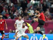 منتخب مصر يضغط للتعادل بعد 30 دقيقة.. والشناوى يمنع الهدف الأردنى الثانى .. صور