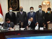 وزير الإسكان يشهد توقيع مذكرة لإنشاء وتشغيل وإدارة مستشفى على طراز عالمي بالعاصمة الإدارية