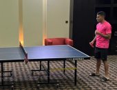 مباراة بينج بونج بين أحمد ياسين ومروان داود في فسحة المنتخب.. صور