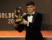 جوائز توتو سبورت 2021.. بيدرى: وقّعت لريال مدريد وحلمي كان برشلونة
