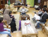 محافظ المنوفية: مساعدة عاجلة لأسرة تعول 3 أشقاء يعانون من مرض ضمور العضلات..صور