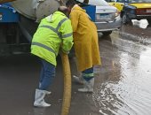 الصرف الصحى بالإسكندرية : التعامل مع تجمعات لمياه الأمطار فى مناطق بسيطة