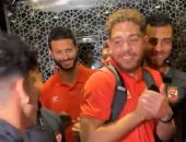 لاعبو الأهلي يحتفلون بعيد ميلاد الشناوي في فندق الإقامة بالدوحة.. فيديو