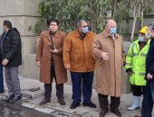 محافظ القاهرة يتابع جهود شفط مياه الأمطار من الشوارع