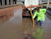 أمطار غزيرة بالبحيرة.. والدفع بـ1260 معدة لرفع المياه من الشوارع.. لايف وصور