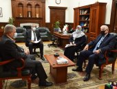 محافظ جنوب سيناء و"رئيس القابضة للمياه" يناقشان آليات تطوير منظومة المرافق