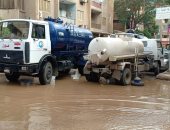 إصلاح كسر ماسورة مياه بشارع الأنصار بالدقى وإعادة الخدمة للمناطق المتأثرة