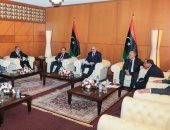 حفتر يلتقى عددا من المرشحين لانتخابات الرئاسة الليبية بينهم باشاغا والنايض