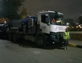 محافظة القاهرة تنشر معدات شفط المياه بالشوارع استعدادا لسقوط الأمطار