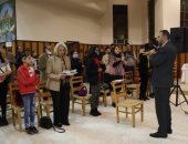 الكنيسة الأسقفية توفر ترجمة فورية بلغة الإشارة وتخصص ركنا للصم بقداس العيد