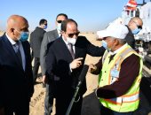 الرئيس السيسي يصل قرية المراشدة بقنا لتفقد التطوير ضمن مبادرة "حياة كريمة"