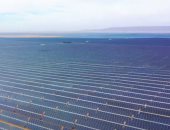 "من مصر" يعرض تقريرا عن قدرات محطة بنبان للطاقة الشمسية الأكبر فى العالم
