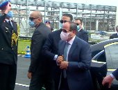 الرئيس السيسى يصل مقر افتتاح مشروع جديد بمنطقة كيما فى أسوان