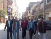 إعدام زيوت متغيرة الخواص فى حملة مكبرة للوحدة المحلية بنجع حمادى فى قنا