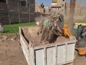 تحرير 63 محضر نظافة وإشغال بقرى مركز قنا