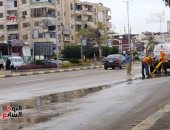 أمطار تضرب المحافظات ورفع الطوارئ.. سقوط أمطار بالإسماعيلية.. والإسكندرية تستعد لاستقبال نوة رأس السنة... انتشار مكثف لـ494 معدة لشفط الأمطار بالغربية.. هطول للأمطار بكفر الشيخ وخفيفة على شمال الصعيد.. صور