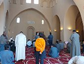 المصلون يؤدون صلاة عيد الأضحى المبارك فى مسجد الحسين بالقاهرة 