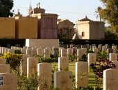 مقابر الكومنولث ببورسعيد جمعت رُفات كل الأديان من ضحايا الحرب العالمية.. فيديو وصور