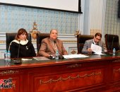 "تعليم الشيوخ" تناقش اقتراحا بتحويل مدارس فنية تجارية لتمريض لسد العجز