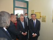 وزير الاتصالات يوجه بتطوير برامج مشروع تعليم ذوى الهمم فى بورسعيد.. صور