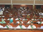البرلمان الموريتاني يقترح تعديلا يلزم النواب بحضور الجلسات العلنية ويقر عقوبات