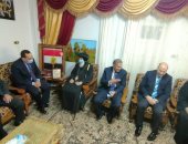 قيادات الأوقاف والأزهر يشاركون باحتفالات عيد الميلاد بمطرانية العريش.. فيديو