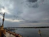 إيقاف الملاحة النهرية والدهبيات السياحية من دخول هويس إسنا بعد هطول الأمطار