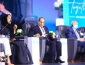 الرئيس السيسي يعلن انطلاق النسخة الرابعة لمنتدى شباب العالم: بسم الله نبدأ ومن أجل المستقبل نعمل.. ويؤكد: المنتدى منصة حوار وتواصل لتبادل الرؤى.. ويتحتم علينا أهمية الحوار وإدارة الاختلاف دون تمييز.. فيديو