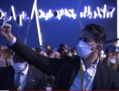 صور سليفى وتفاعل مع الأغانى.. أبرز لقطات الشباب قبل انطلاق منتدى العالم