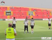 فيديو .. إحماء لاعبى منتخب مصر قبل مواجهة نيجيريا 