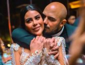 زوجة محمود العسيلى تحتفل بعيد زواجهما: جعلتنى شخصُا أفضل..والفنان يرد: بحبك