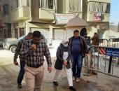 محافظ أسيوط يوجه بالمتابعة الميدانية لأعمال الرصف شوارع وميادين حى غرب.. صور