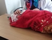 فحص 12 ألف طفلا حديث الولادة بالمنيا خلال ديسمبر 2021 بمبادرة السمعيات