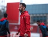 أحمد عبد القادر يعوض غياب أفشة عن الأهلى أمام الهلال السعودى