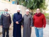 رئيس المنطقة الأزهرية بالإسكندرية يتفقد امتحانات الإعدادية والابتدائية